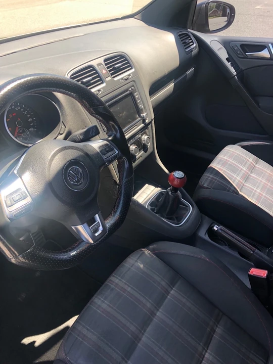 2010 Volkswagen GTI Mk6 - Image 6 of 19