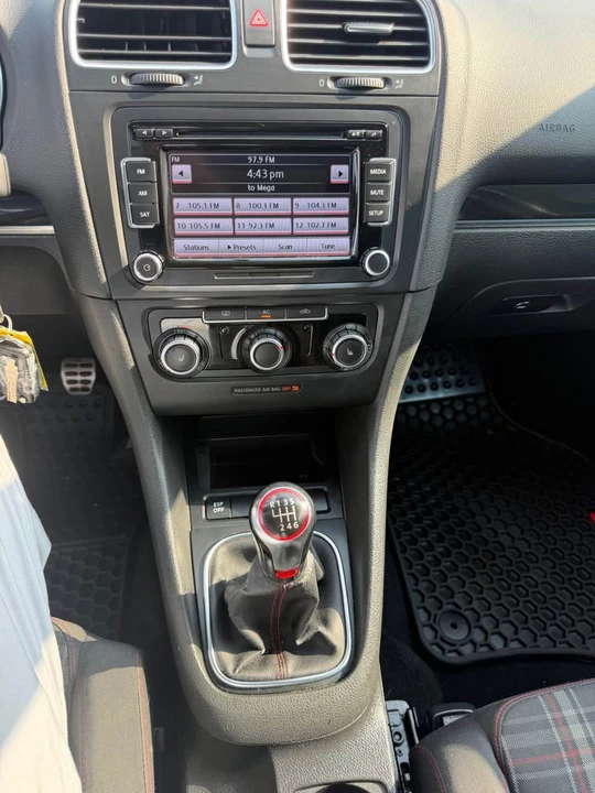 2010 Volkswagen GTI Mk6 - Image 14 of 16