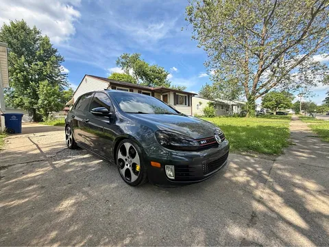 2010 Volkswagen GTI 2.0T Hatchback