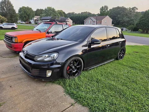 2010 Volkswagen GTI 2.0T Hatchback