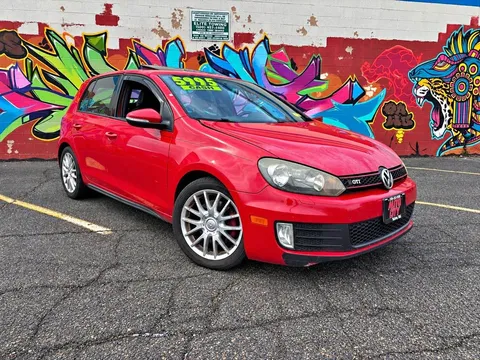 2010 Volkswagen GTI 2.0T Hatchback Sedan 4D