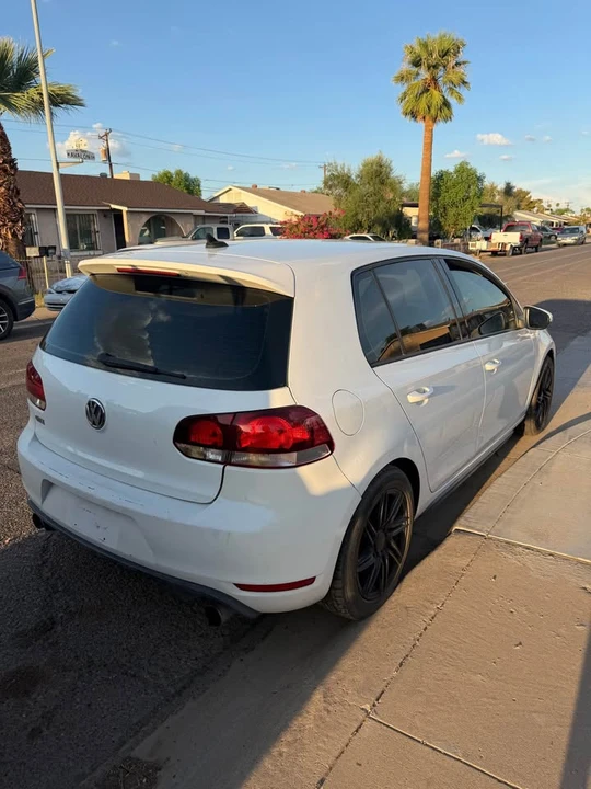 2010 Volkswagen GTI Mk6 - Image 2 of 7