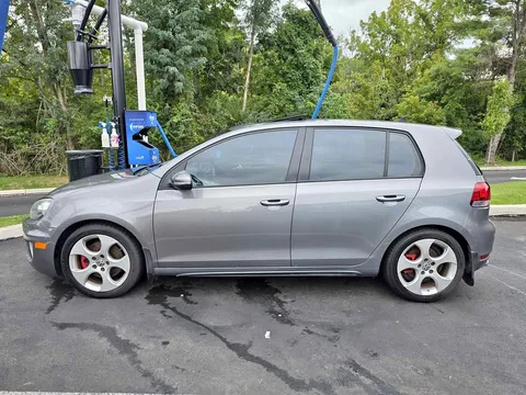 2010 Volkswagen GTI Hatchback Sedan 4D