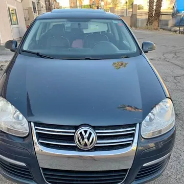 2010 Volkswagen Jetta 2.5 Sedan 4D