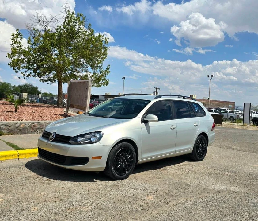2010 Volkswagen A5 Jetta - Image 8 of 18
