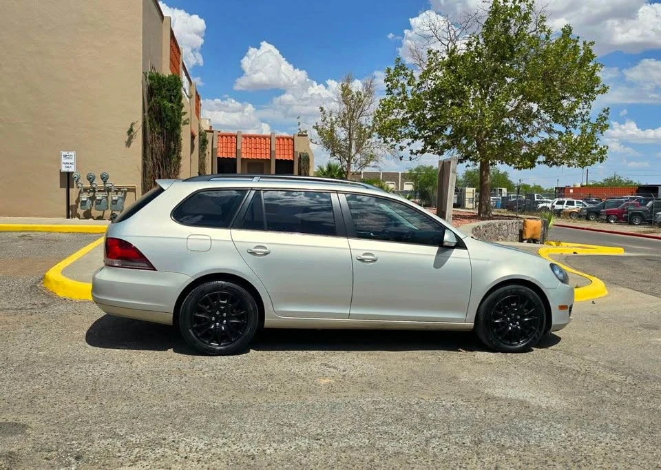 2010 Volkswagen A5 Jetta - Image 6 of 18