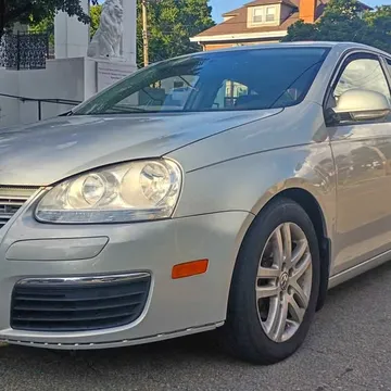 2010 Volkswagen Jetta 2.5L SEL Premium Sedan 4D