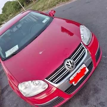 2010 Volkswagen Jetta 2.5L SEL Premium Sedan 4D