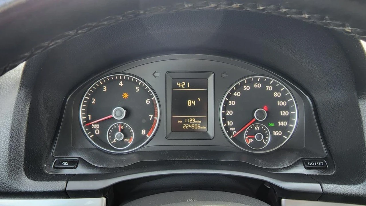 2010 Volkswagen A5 Jetta - Image 18 of 21