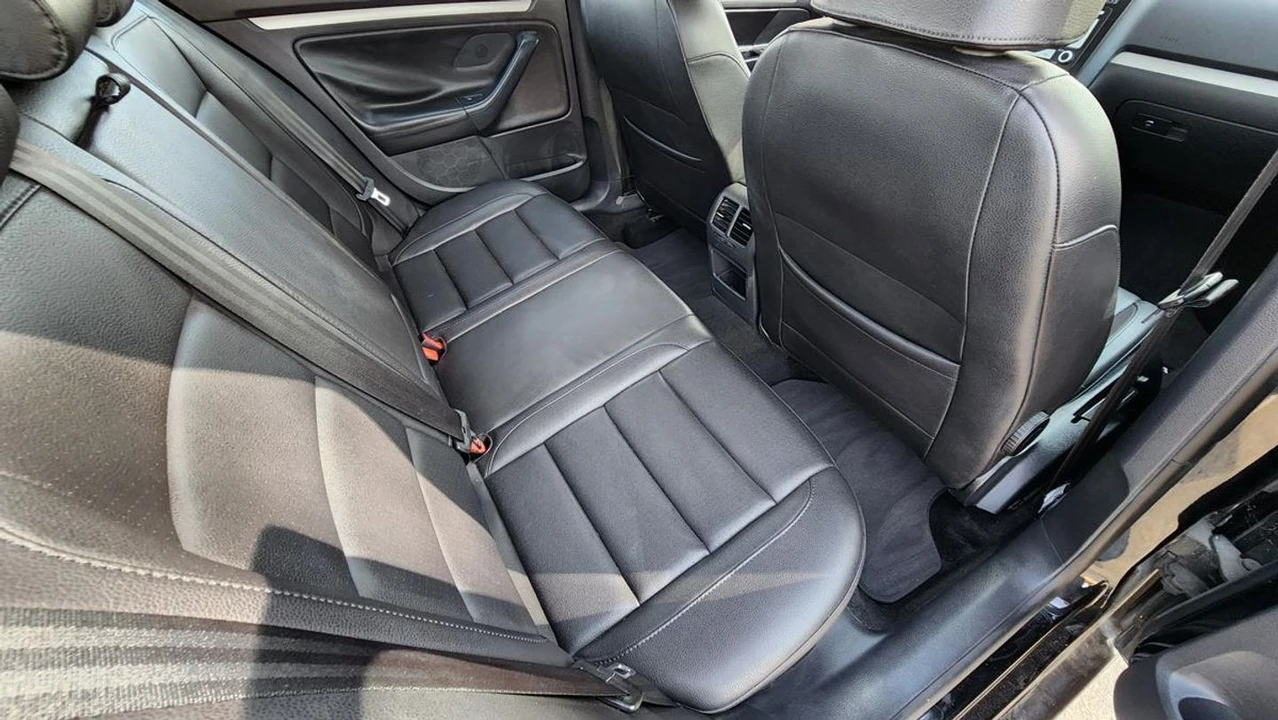 2010 Volkswagen A5 Jetta - Image 17 of 21