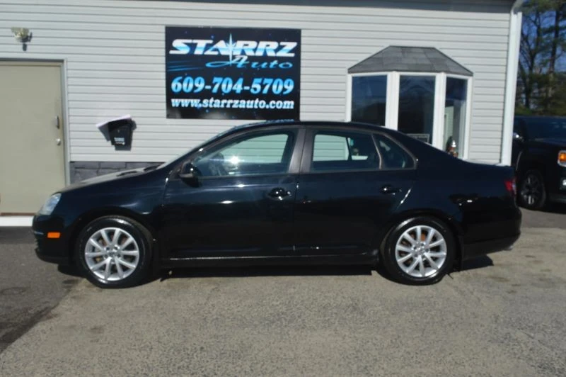 2010 Volkswagen A6 Jetta - Image 2 of 12
