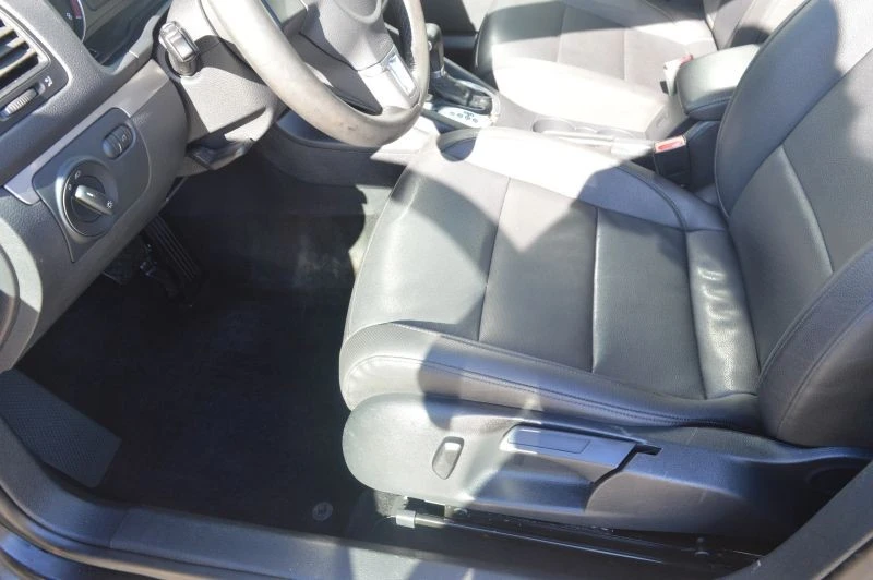 2010 Volkswagen A6 Jetta - Image 11 of 12
