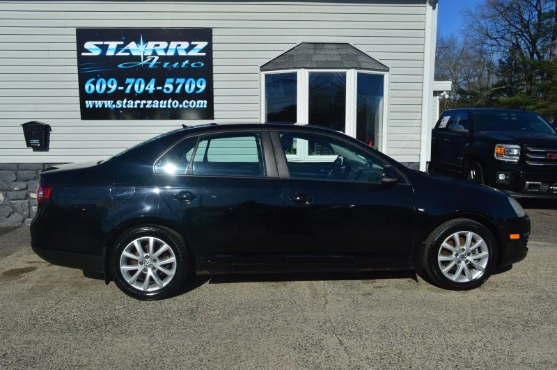 2010 Volkswagen A6 Jetta - Image 6 of 12