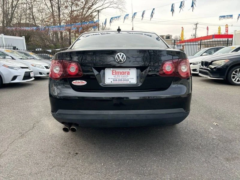 2010 Volkswagen A5 Jetta - Image 5 of 12