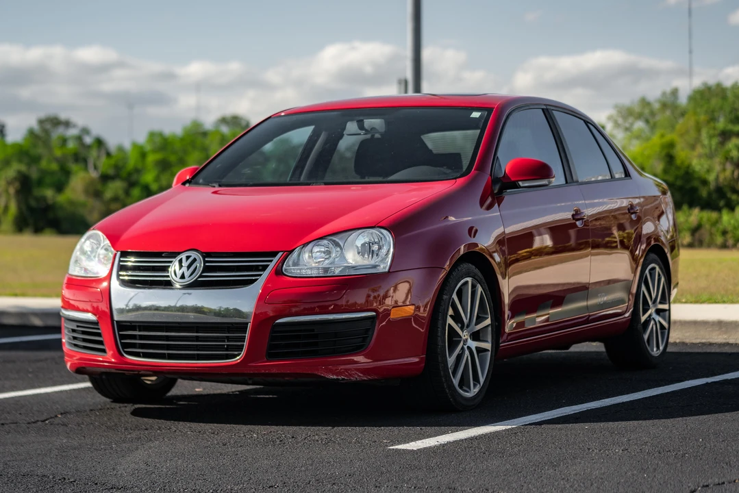 2010 Volkswagen A5 Jetta - Image 9 of 31