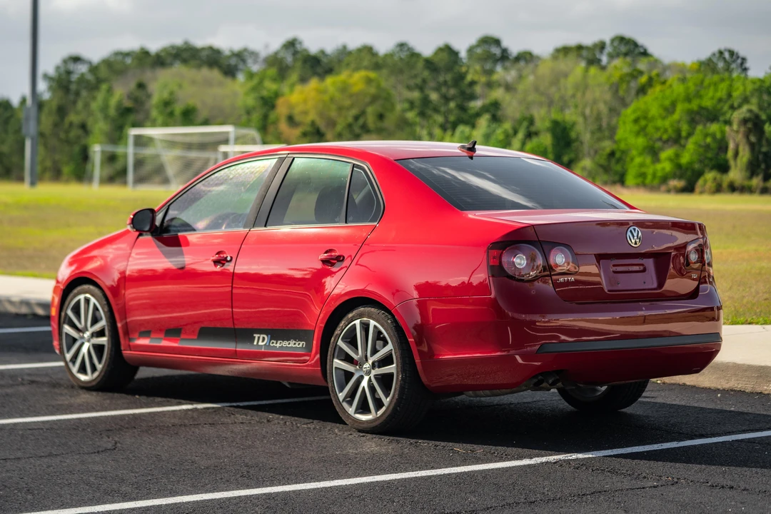 2010 Volkswagen A5 Jetta - Image 18 of 31