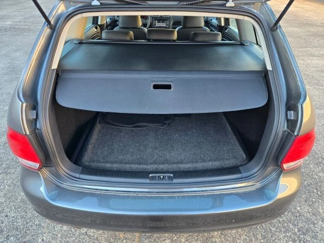 2010 Volkswagen A5 Jetta - Image 16 of 21