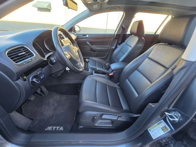 2010 Volkswagen A5 Jetta - Image 12 of 21