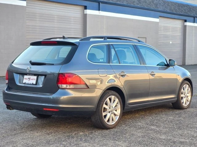 2010 Volkswagen A5 Jetta - Image 8 of 21