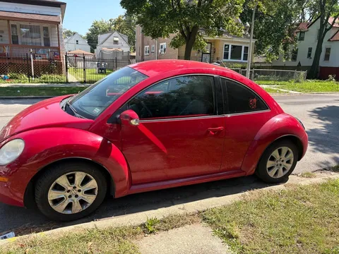 2010 Volkswagen New Beetle