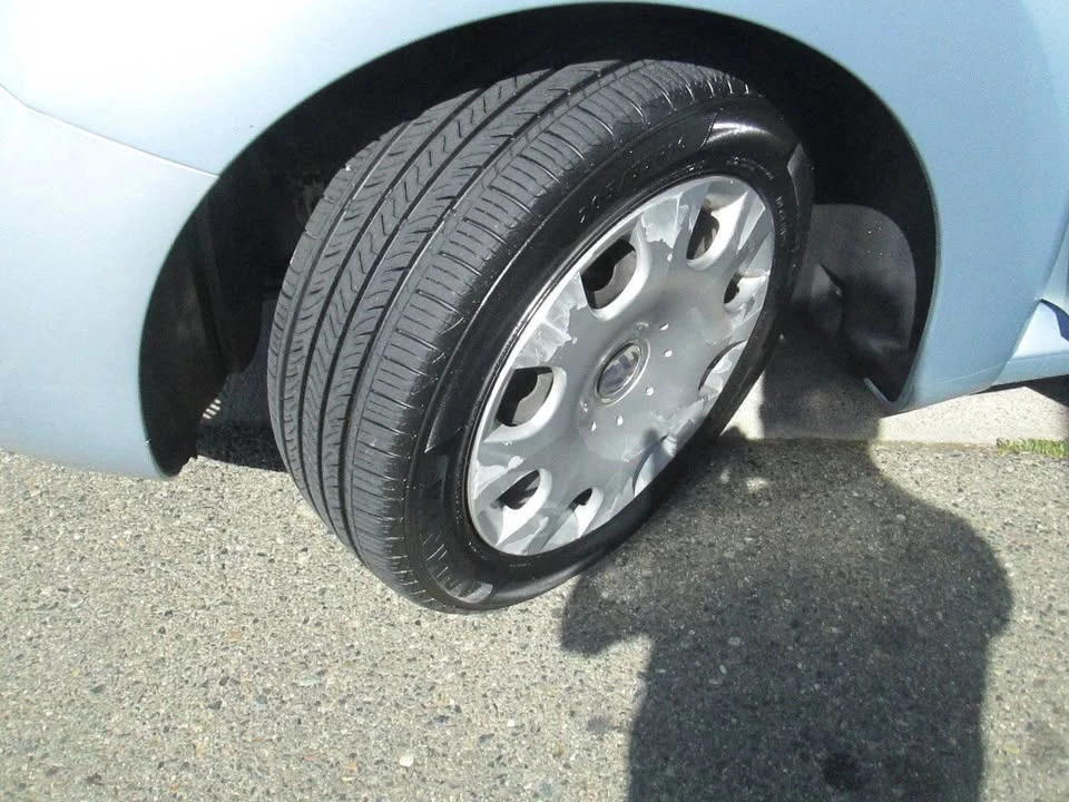 2010 Volkswagen New Beetle - Image 17 of 17