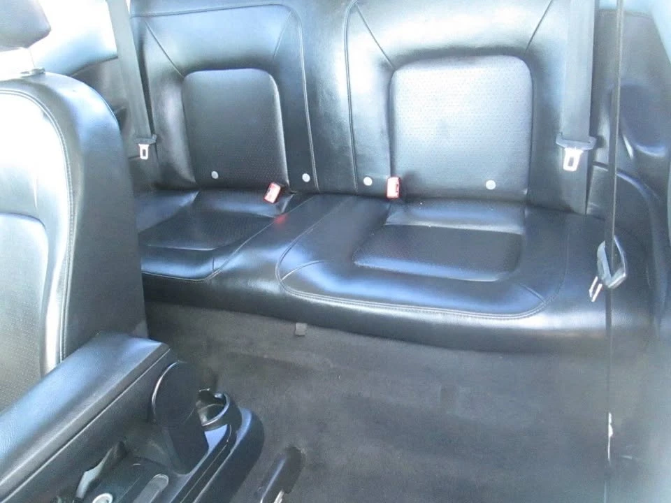 2010 Volkswagen New Beetle - Image 11 of 17
