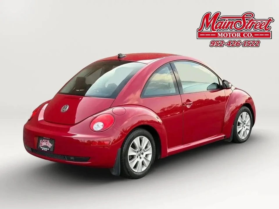 2010 Volkswagen New Beetle - Image 7 of 18