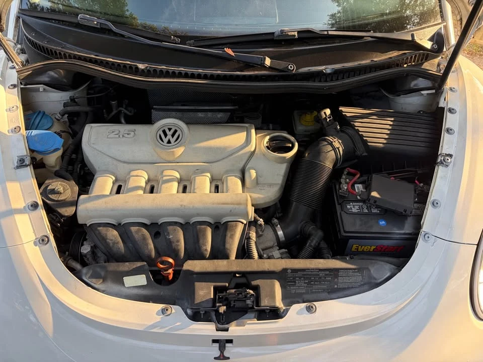 2010 Volkswagen New Beetle - Image 20 of 20