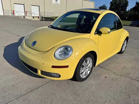 2010 Volkswagen New Beetle 2.5 Hatchback 2D
