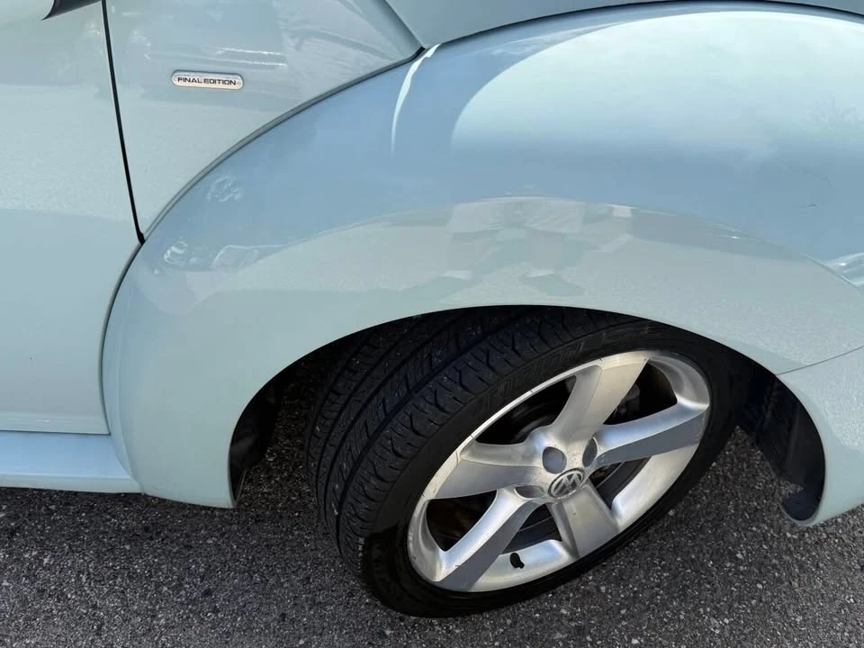 2010 Volkswagen New Beetle - Image 20 of 20