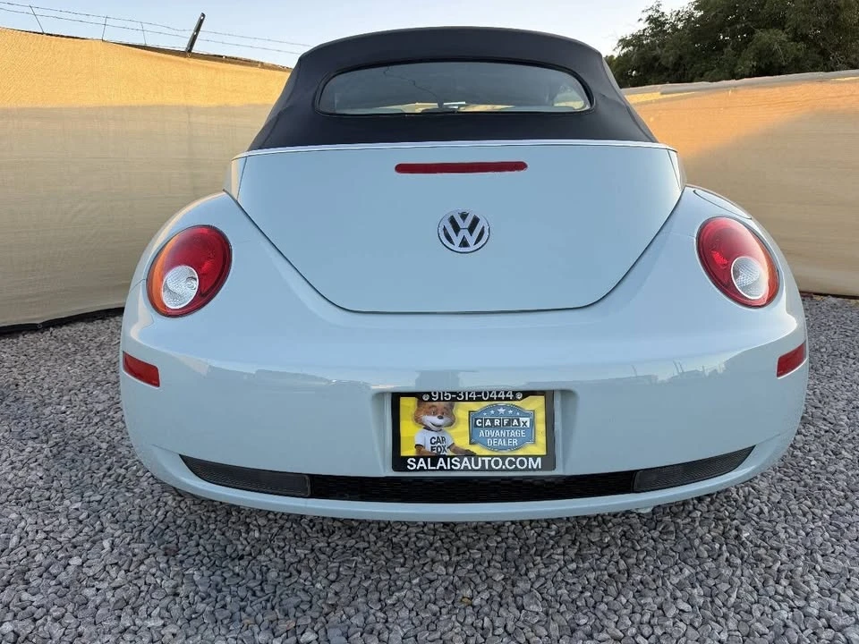 2010 Volkswagen New Beetle - Image 7 of 20