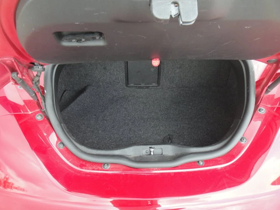 2010 Volkswagen New Beetle - Image 20 of 20
