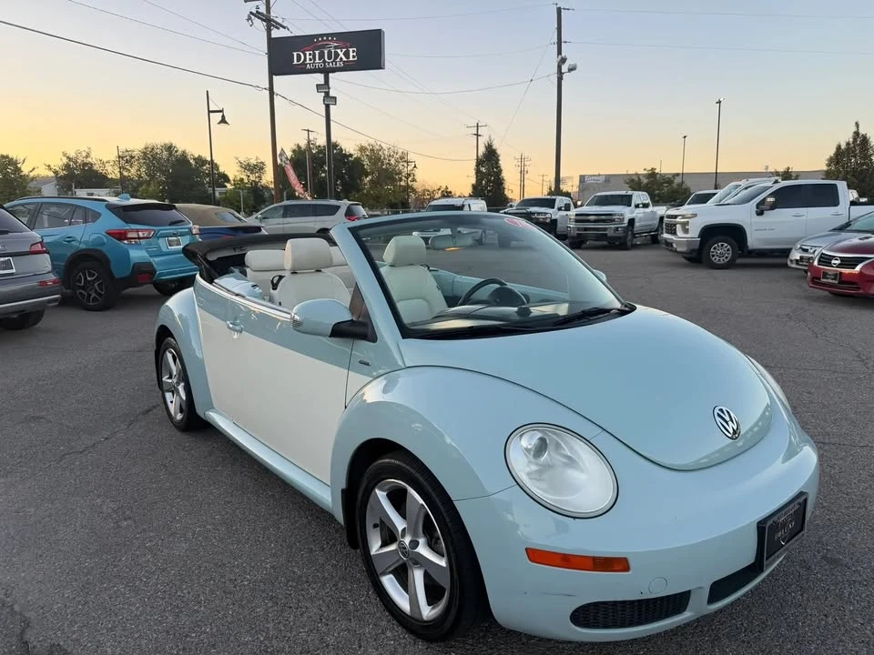 2010 Volkswagen New Beetle - Image 3 of 20