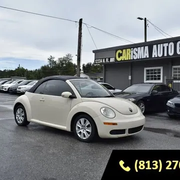 2010 Volkswagen New Beetle Convertible 2D