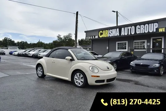 2010 Volkswagen New Beetle Convertible 2D