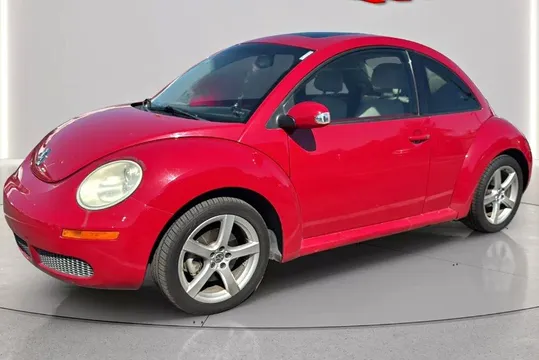 2010 Volkswagen New Beetle Coupe