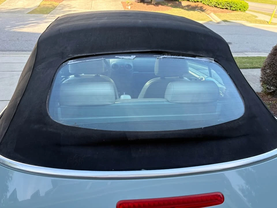 2010 Volkswagen New Beetle - Image 11 of 11