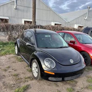2010 Volkswagen New Beetle