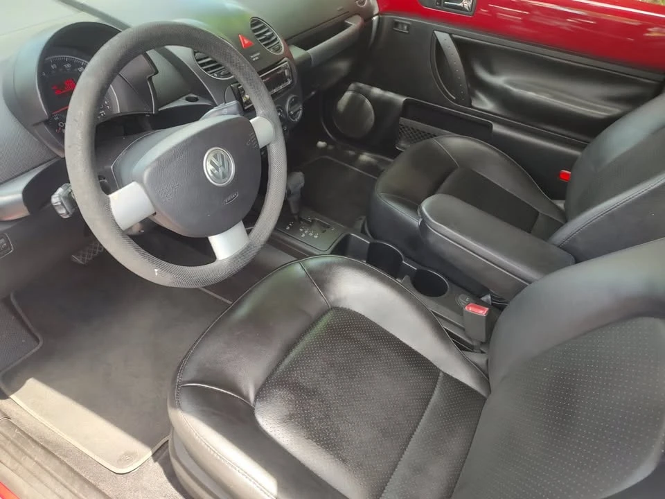 2010 Volkswagen New Beetle - Image 7 of 7