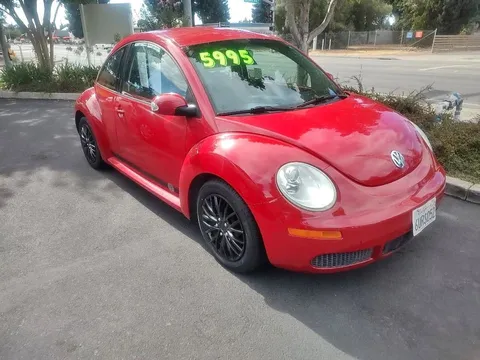 2010 Volkswagen New Beetle