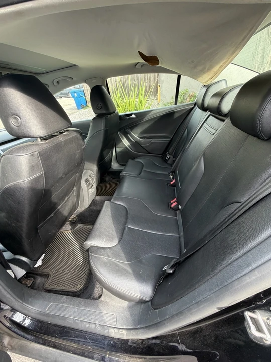 2010 Volkswagen Passat - Image 3 of 20