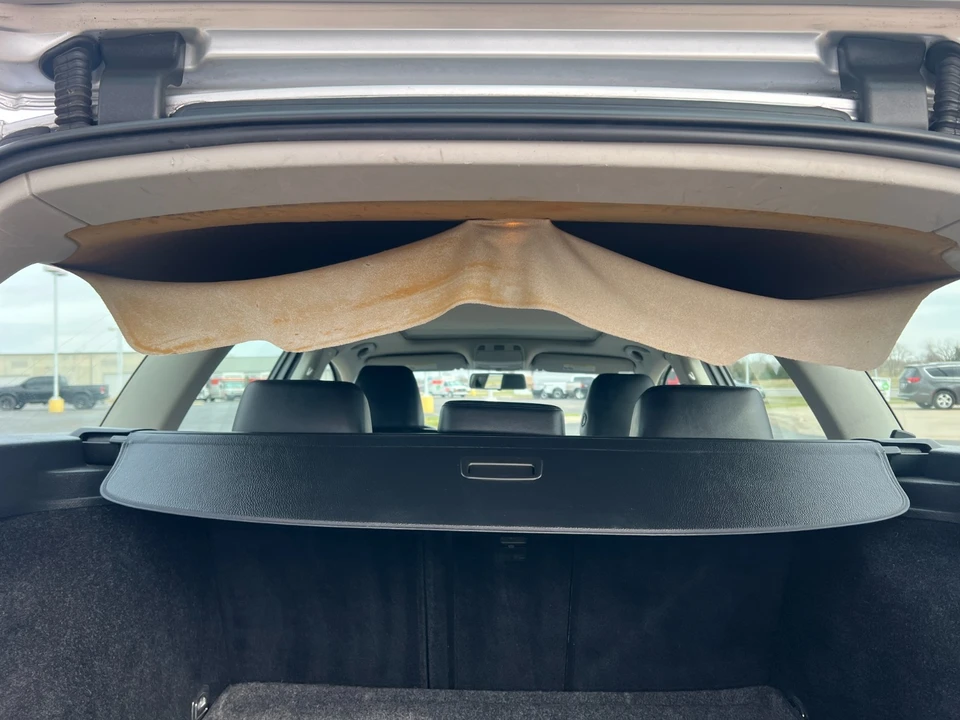 2010 Volkswagen Passat - Image 16 of 20