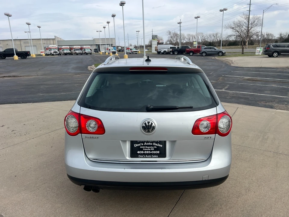2010 Volkswagen Passat - Image 6 of 20