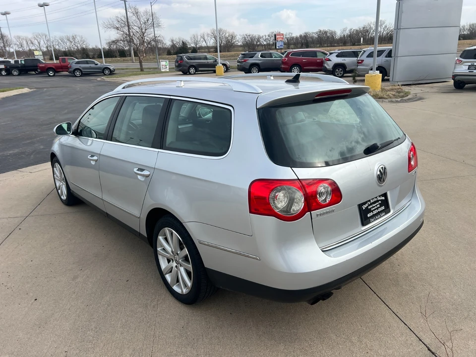 2010 Volkswagen Passat - Image 7 of 20