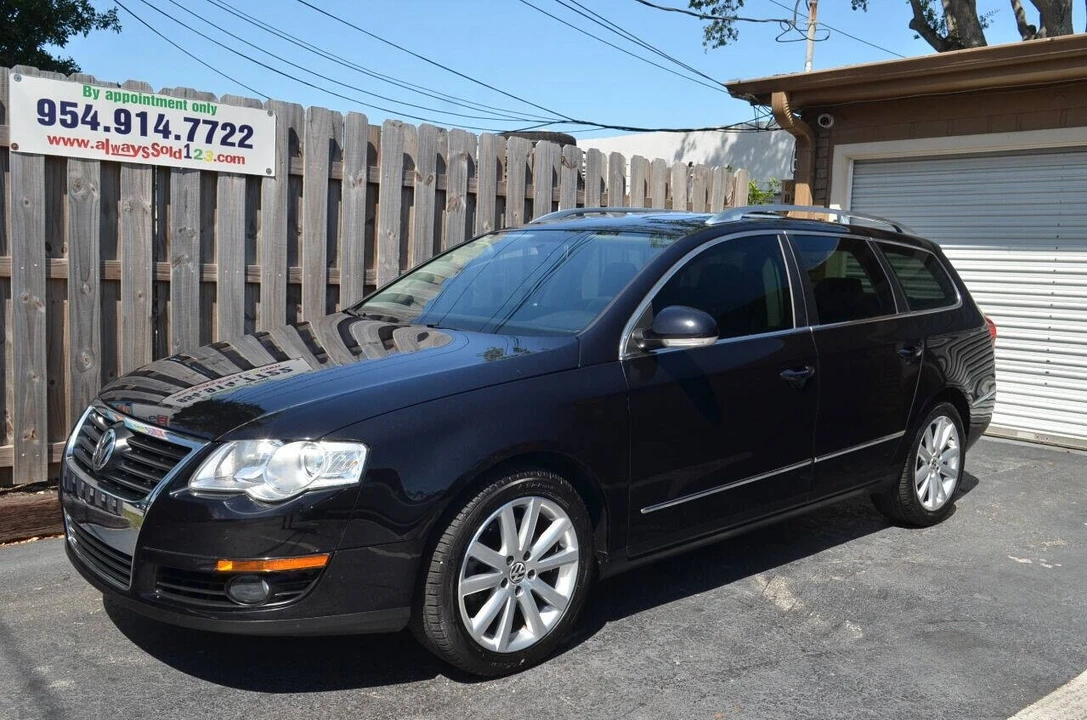 2010 Volkswagen Passat - Image 6 of 12