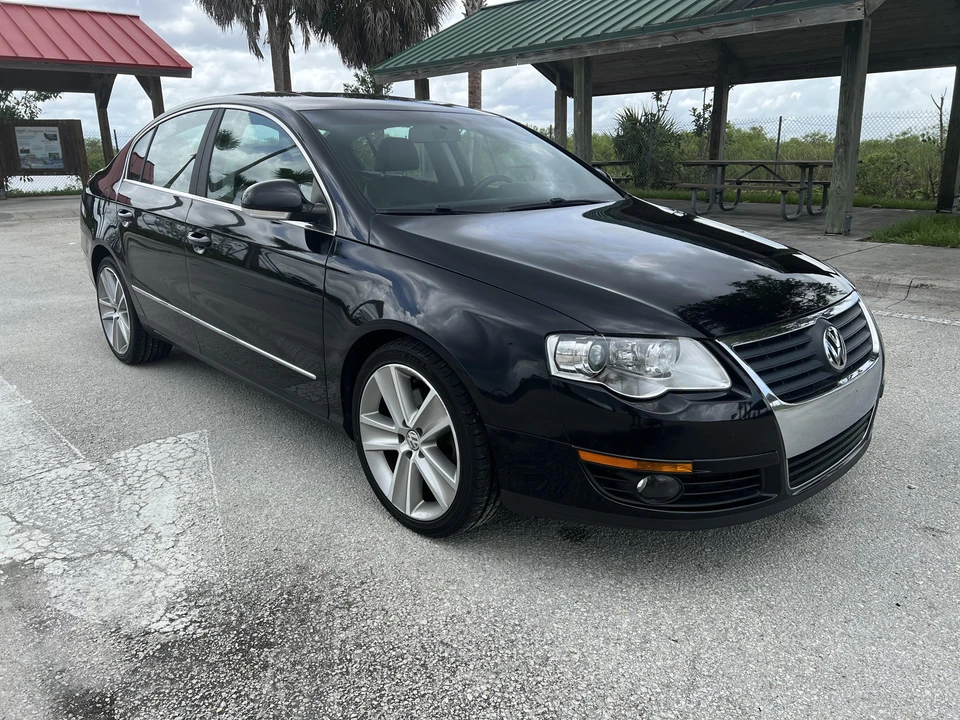 2010 Volkswagen Passat - Image 22 of 31