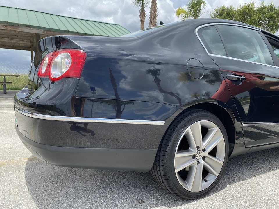 2010 Volkswagen Passat - Image 30 of 31