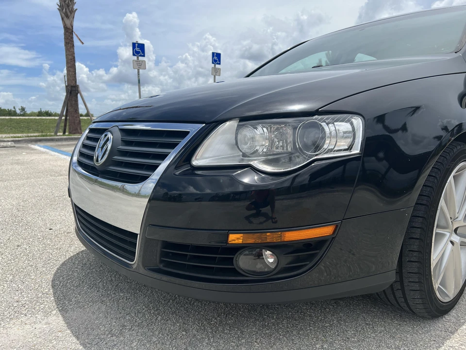 2010 Volkswagen Passat - Image 25 of 31