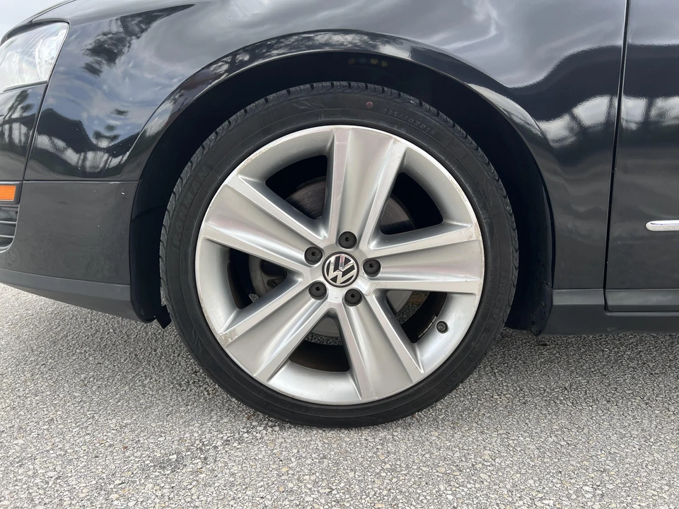 2010 Volkswagen Passat - Image 31 of 31