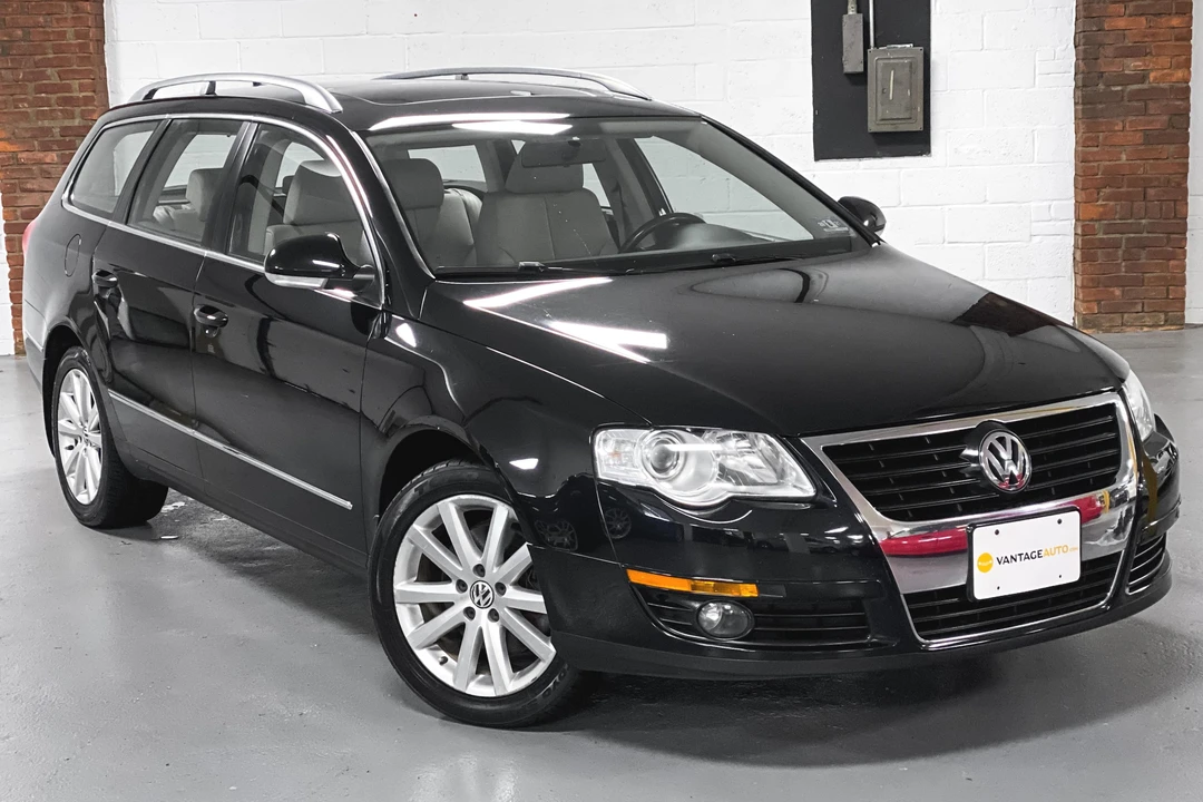 2010 Volkswagen Passat - Image 15 of 31